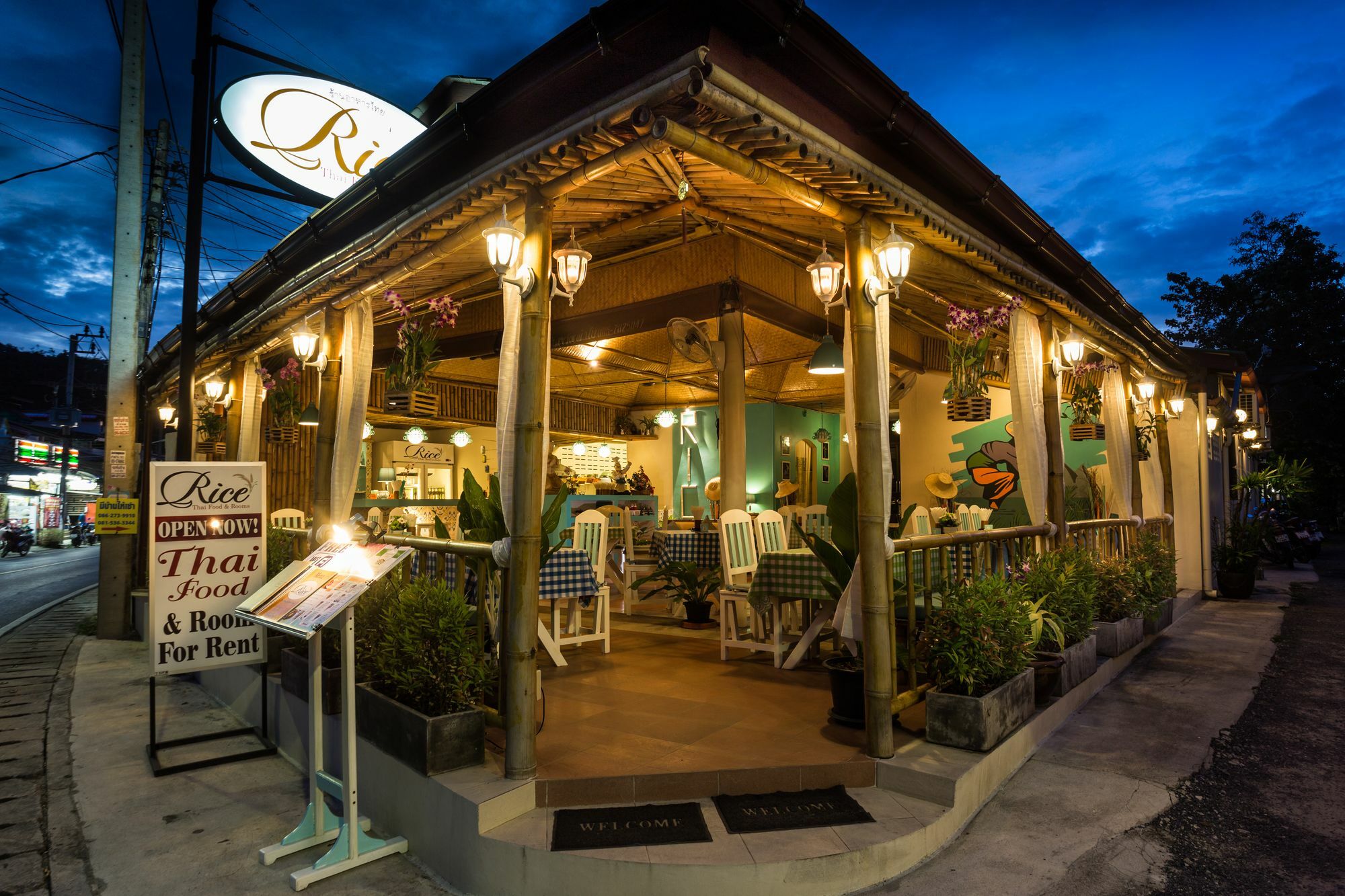 Rice Rooms And Restaurant Ката-Бич Экстерьер фото