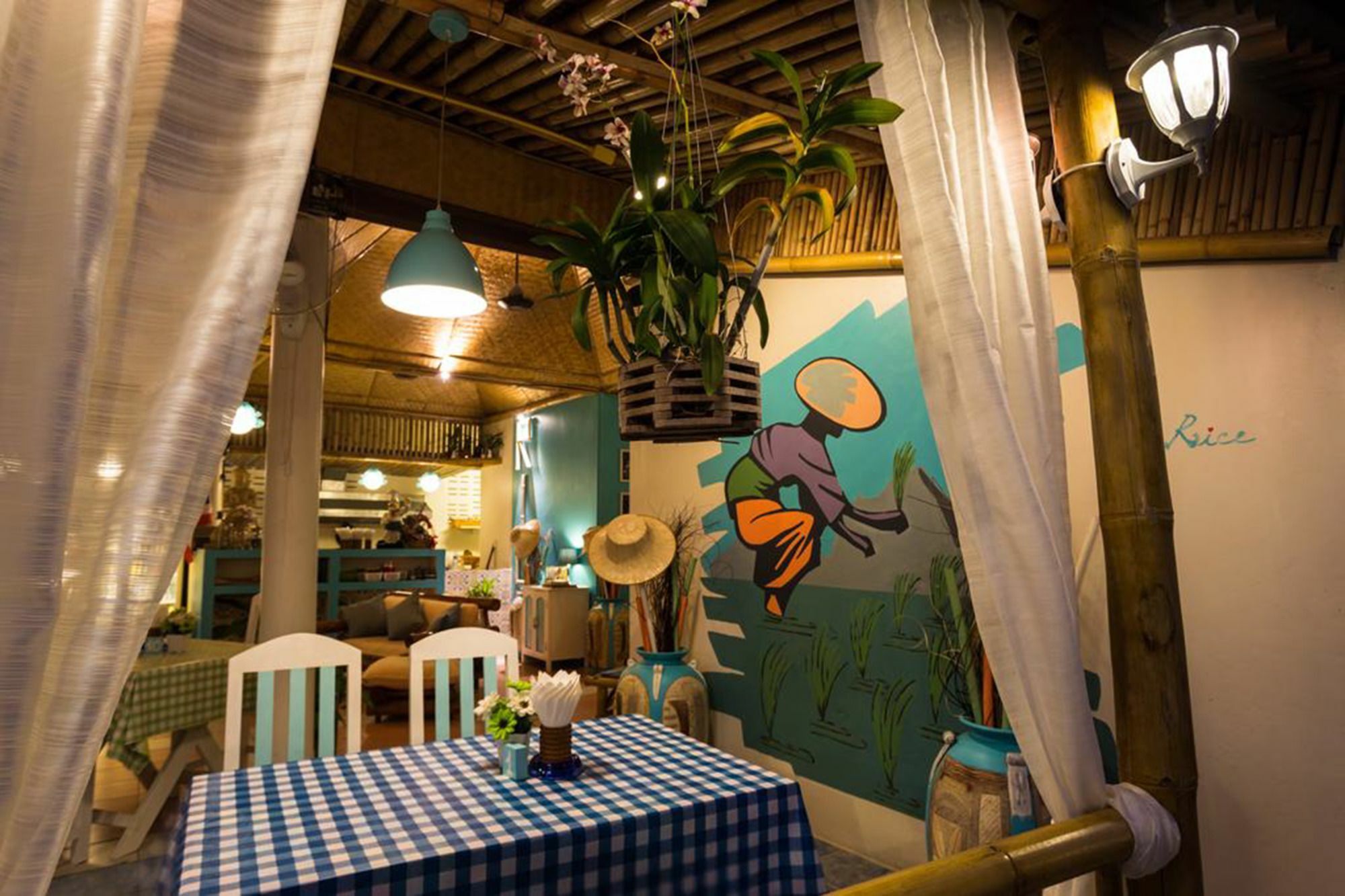 Rice Rooms And Restaurant Ката-Бич Экстерьер фото